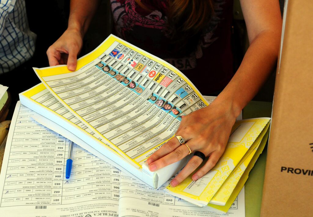El sistema de boleta única en Santa Fe: Una evaluación de su desempeño en las elecciones de 2015
